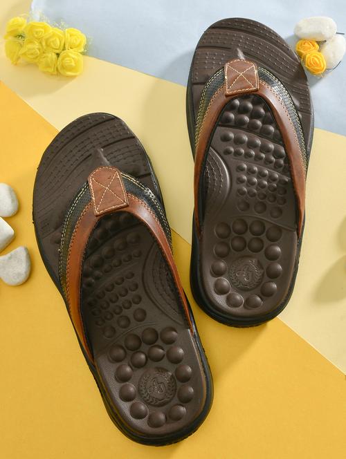 men solid toe separator slipper - 22005951 - Very Small Image - 1