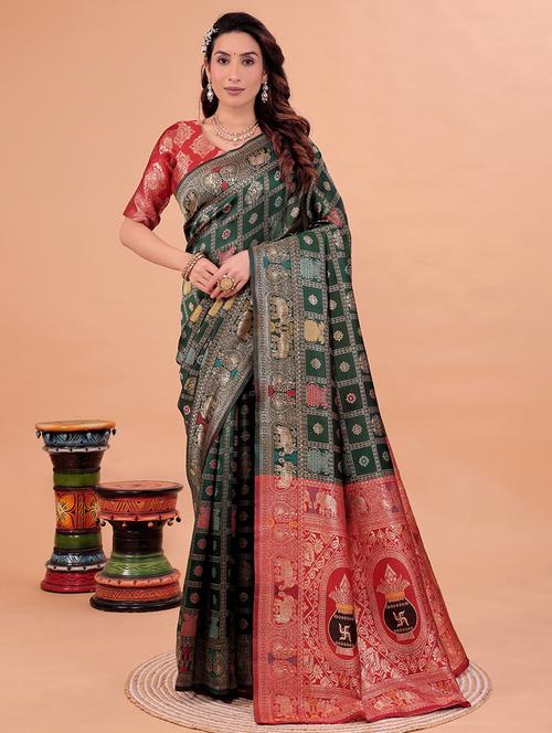 women self design banarasi saree with blouse - 22007100 - Very Small Image - 1