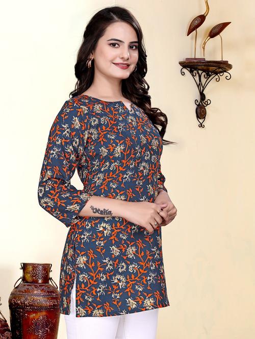women printed three quarter sleeve straight kurti - 22009149 - Very Small Image - 1