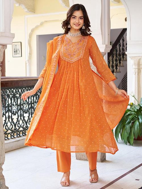 women embroidered three quarter sleeve kurta pant with dupatta set - 22014133 - Very Small Image - 1