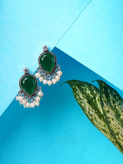 crystals studded and beaded circular stud earrings - 22014505 - Very Small Image - 1