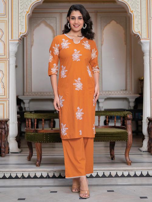 women embroidered three quarter sleeve kurta pant set - 22014580 - Very Small Image - 1
