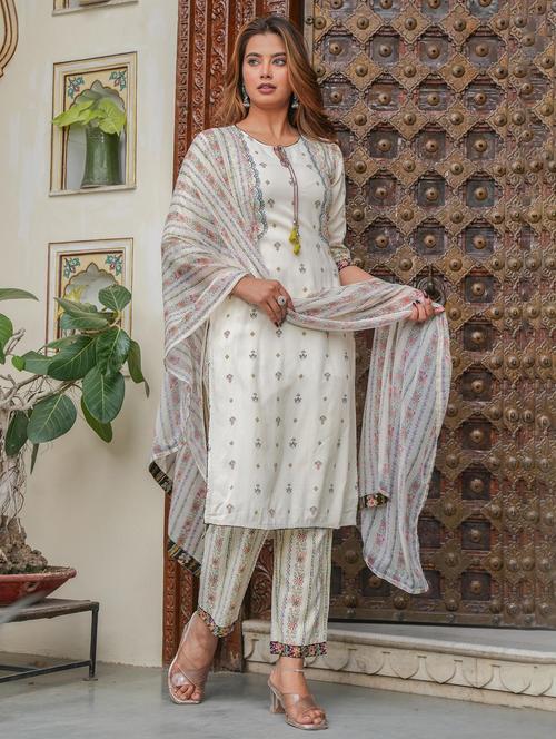 women three quarter sleeve kurta pant with dupatta set - 22014720 - Very Small Image - 1