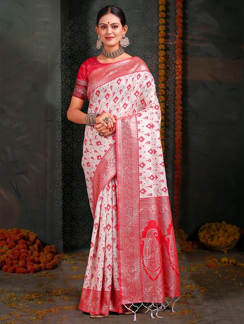 women self design bordered saree with blouse - 22018344 - Very Small Image - 1