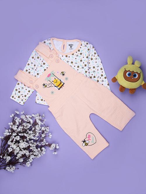 girls printed t-shirt and dungree set - 22033660 - Very Small Image - 1