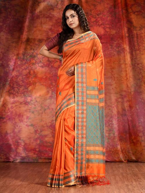 women self design handloom saree with blouse - 22043978 - Very Small Image - 1