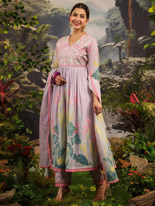 women long sleeve anarkali kurta pant with dupatta set - 22071563 - Very Small Image - 1