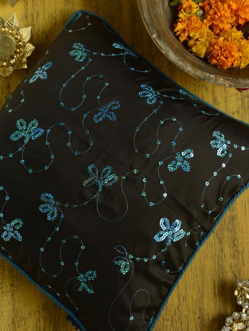 sequined cushion cover - 32940 - Very Small Image - 1