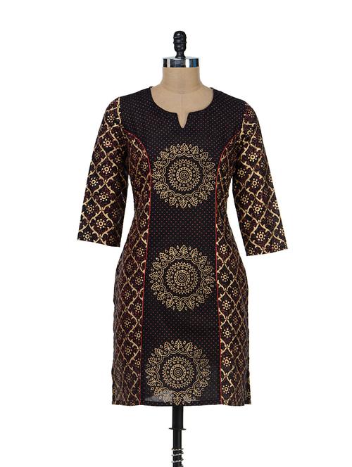 elegant black & gold printed kurta - 36614 - Very Small Image - 1