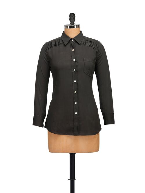 trendy black pleated shirt - 46054 - Very Small Image - 1