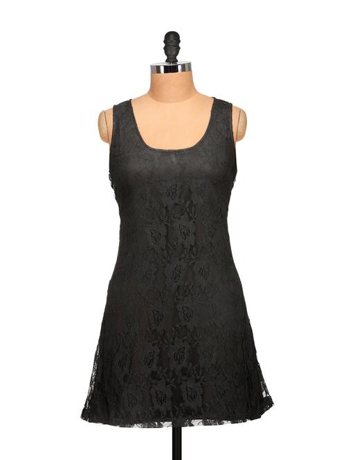 lacy black sleeveless dress - 46075 - Very Small Image - 1