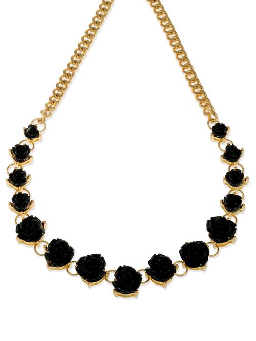 black roses neckpiece - 49641 - Very Small Image - 1