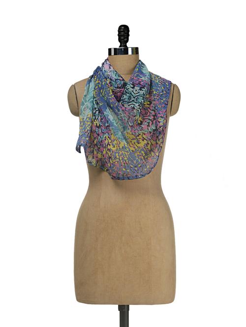 semi chiffon scarf in multiple hues - 54380 - Very Small Image - 1