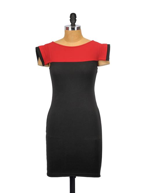 red and black bold dress - 62758 - Very Small Image - 1