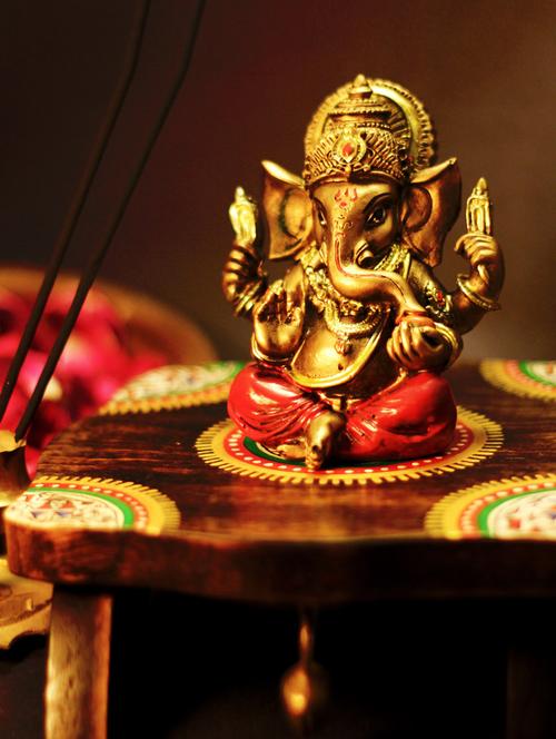 ganesha on chowki set - 891345 - Very Small Image - 1