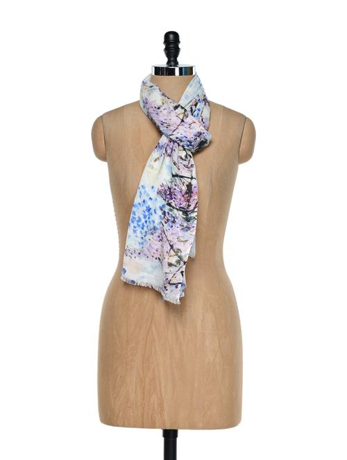 multi coloured trendy scarf with digital prints - 901231 - Very Small Image - 1