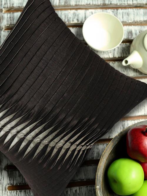 cotemporary style reverse pleating technique brown cushion cover - 909076 - Very Small Image - 1