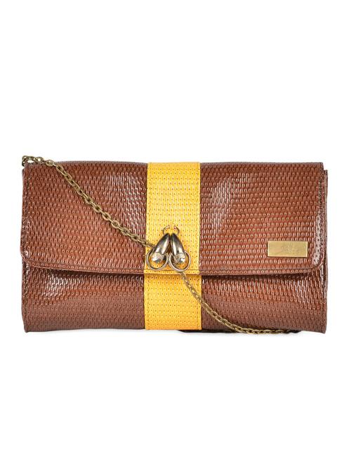 Brown textured clutch - 936199 - Very Small Image - 1