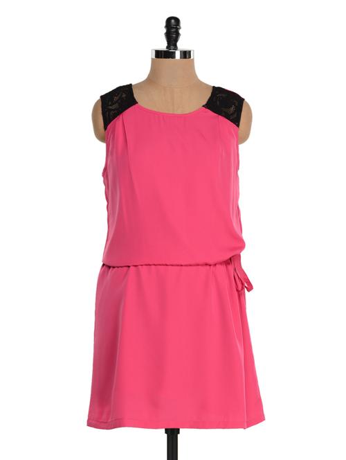 lace patch pink dress - 949383 - Very Small Image - 1