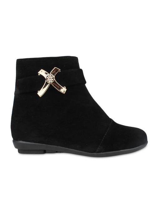 Black Cross Buckled Suede Boots - 9552081 - Very Small Image - 1