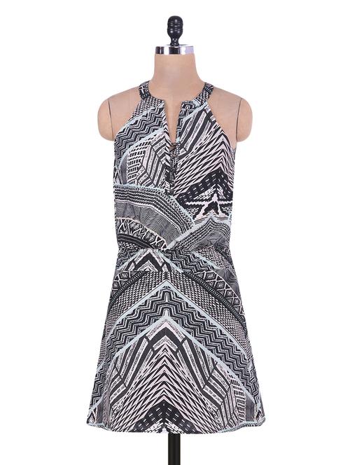 halter neck smocked detail flared dress - 9552335 - Very Small Image - 1