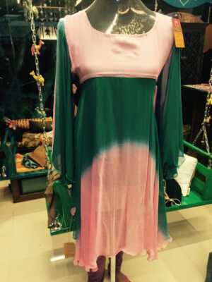 long top - 9573722 - Very Small Image - 1