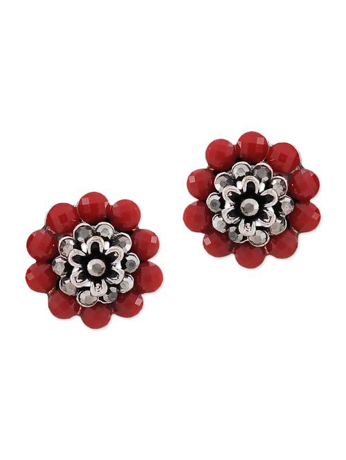 red embellished stud earrings - 9584758 - Very Small Image - 1