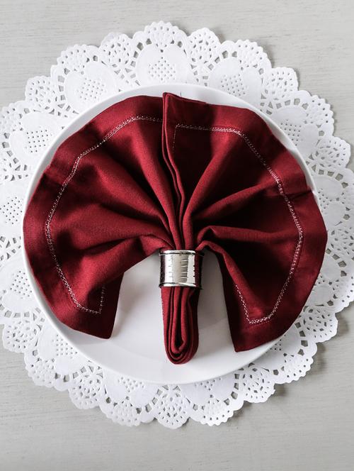 maroon cotton square table napkins (set of 6) - 9593552 - Very Small Image - 1