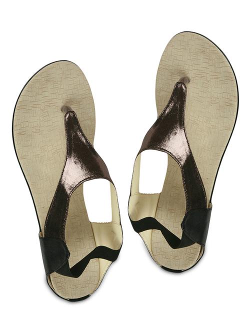 black faux leather sandals - 9611940 - Very Small Image - 1