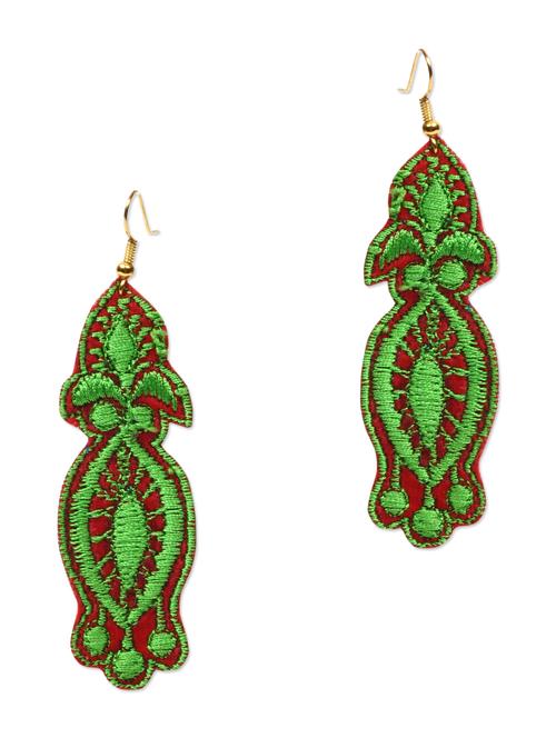 red and green cotton embroidered earrings - 9620969 - Very Small Image - 1
