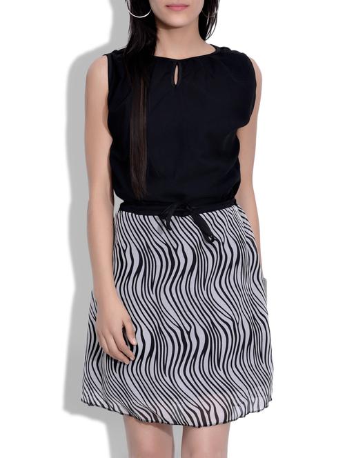 black and white georgette printed blouson dress - 9635151 - Very Small Image - 1