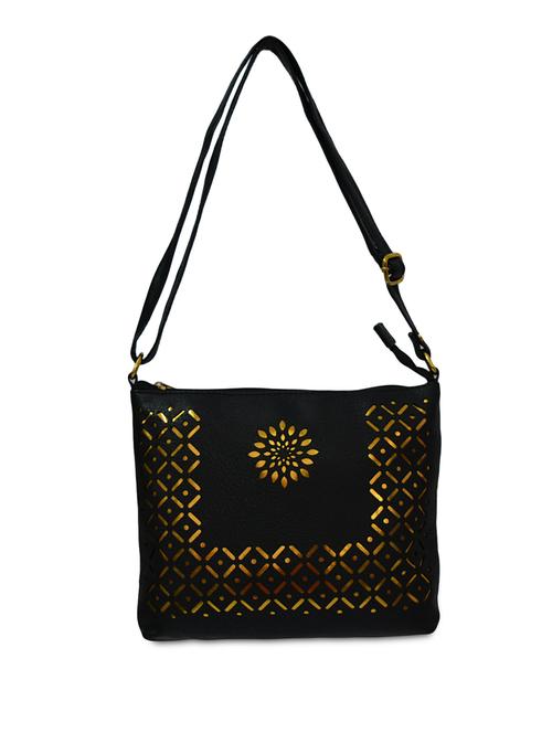 black cut-work detailed sling bag - 9722312 - Very Small Image - 1