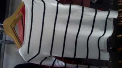 top - 9760323 - Very Small Image - 1