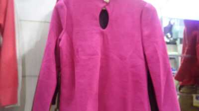 top - 9760324 - Very Small Image - 1