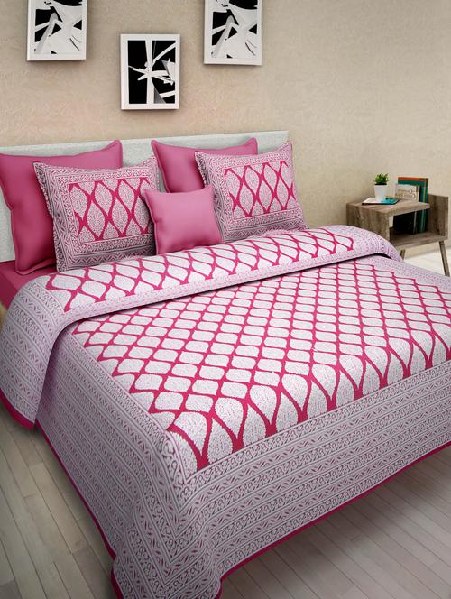 red cotton printed double besheet with two pillow covers. - 9794015 - Very Small Image - 1