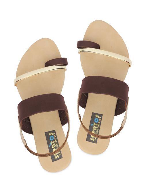 brown patent leather flat sandal - 9844023 - Very Small Image - 1