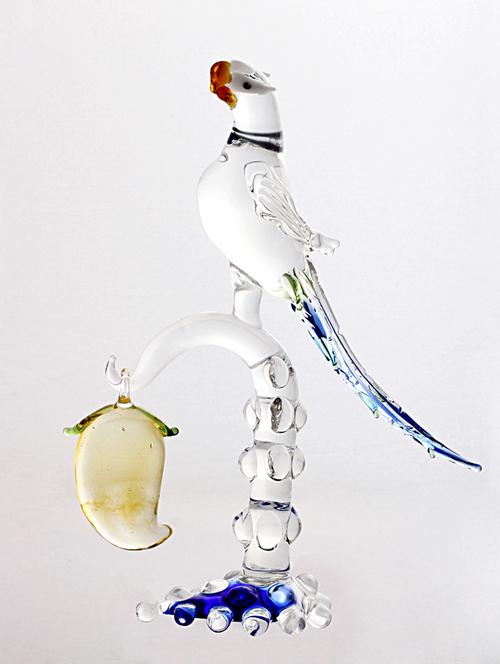 transparent crystal parrot with mango - 9879825 - Very Small Image - 1