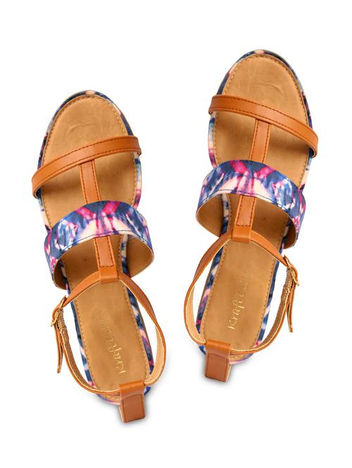 brown leatherette sandal - 9947606 - Very Small Image - 1