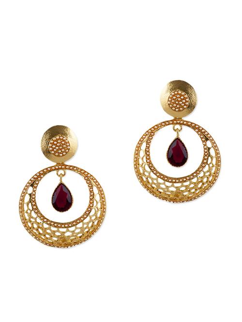 gold alloy earring - 9968315 - Very Small Image - 1