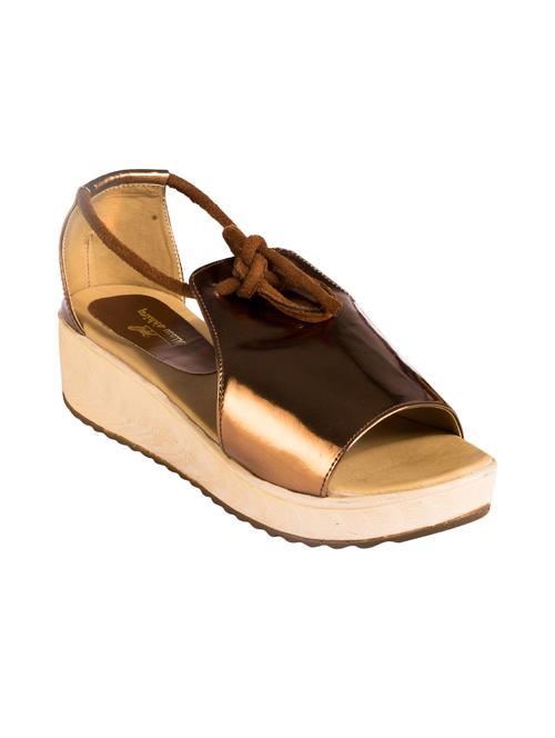 metallic leatherette paltform - 10137899 - Very Small Image - 1