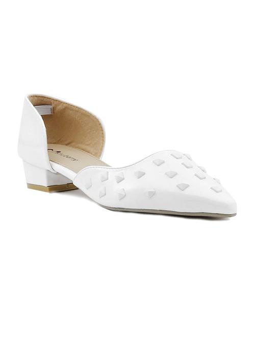 white patent leather sandal - 10313383 - Very Small Image - 1