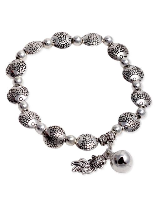 etched shell pattern silver metallic bracelet - 1039601 - Very Small Image - 1