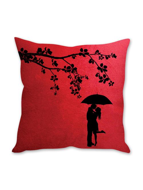 couple under tree printed red velvet cusion cover - 10509283 - Very Small Image - 1