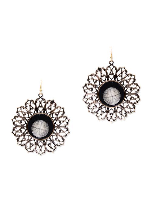 black metal earring - 10588613 - Very Small Image - 1