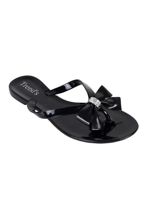 black plastic flip flops - 10606298 - Very Small Image - 1