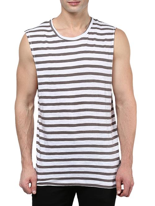 white cotton tshirt - 10619571 - Very Small Image - 1