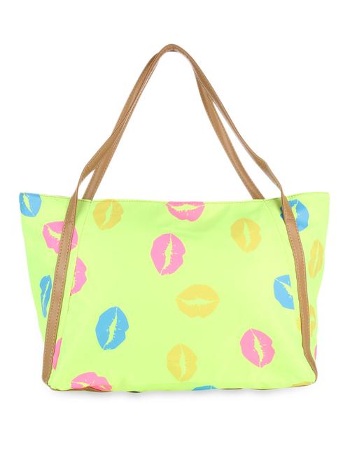 lip marks printed shopping handbag - 1078111 - Very Small Image - 1