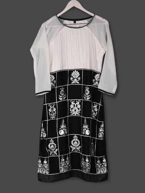flowers-in-checks embroidered georgette kurta - 1098045 - Very Small Image - 1