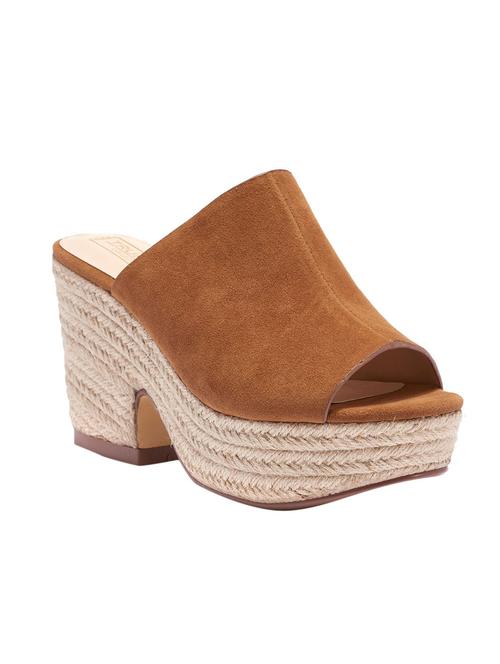 tan faux leather sandals - 11018097 - Very Small Image - 1