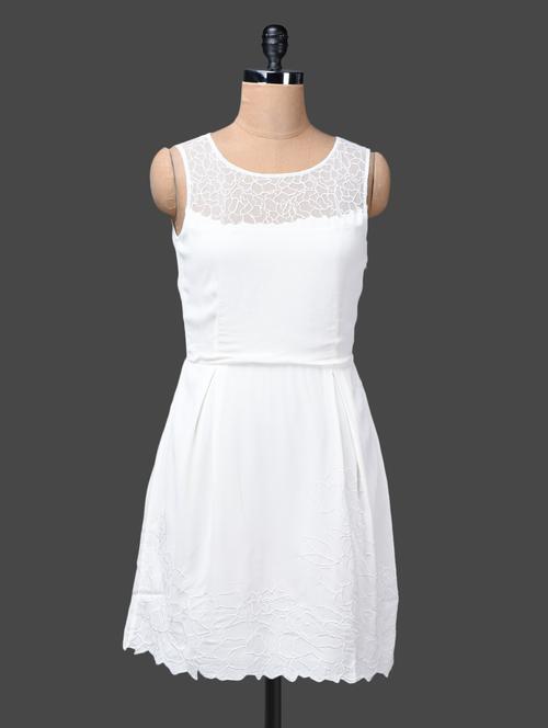 sleeveless solid color dress - 1105066 - Very Small Image - 1